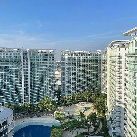 Condo In Paranaque Near Naia- Azure Paranaque