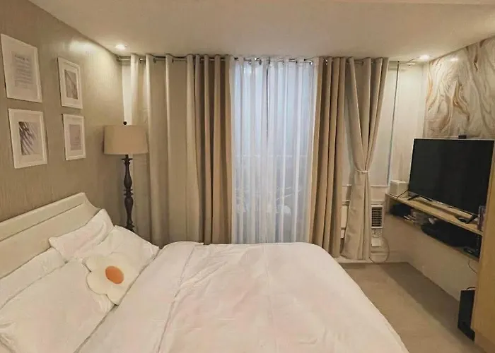 In Paranaque Near Naia- Azure Paranaque Aparthotel